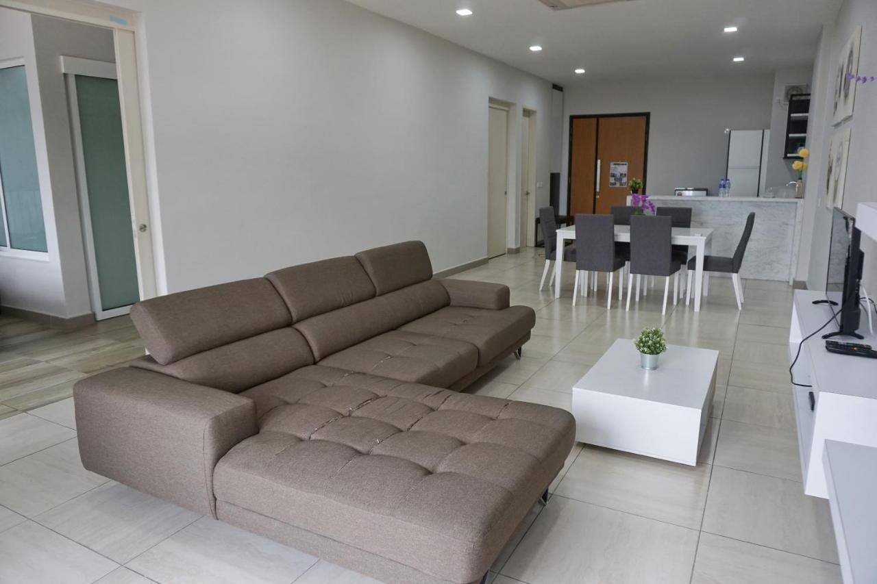 PM Octagon Ipoh Suites&Apartment 1 Exterior foto